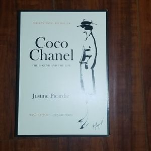 Coco Chanel Book